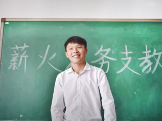 冰球官网两学生荣获2016年“安徽省十佳大学生”“安徽省优秀大学生”称号