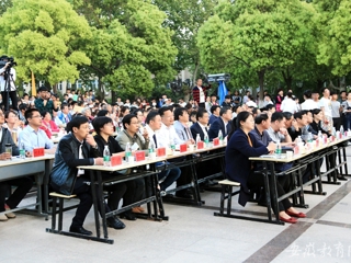 【安徽教育网首页】“青春喜迎十九大 坚定信念跟党走”MG冰球突破官网网站举办第十二届五四“共青杯”合唱节