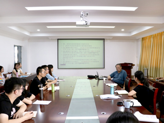 南京审计大学乔春华教授应邀来冰球官网讲学