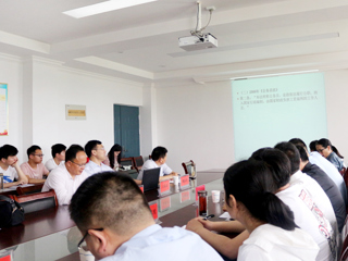 河海大学法学院王春业教授应邀来冰球官网作学术报告