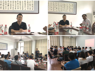 教育部体育卫生与艺术教育司副处长许弘博士来冰球官网作讲座
