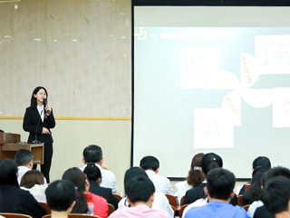 冰球官网成功举办“中新苏滁高新区杯”第十四届大学生职业规划设计大赛MG冰球突破官网网站赛区总决赛