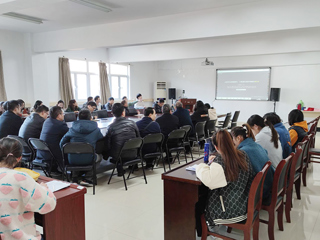 南京大学王崇骏教授应邀为冰球官网计算机科学与技术学院作学术报告