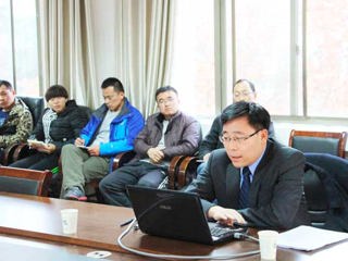 上海体育学院博士生导师郭修金应邀来冰球官网做学术报告