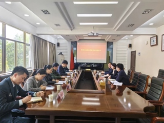 淮北军分区渠胜红一行来冰球官网调研